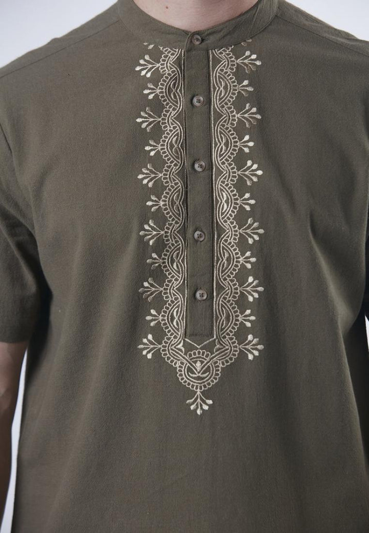 Reed - Emboidered Mandarin Collar Shirt