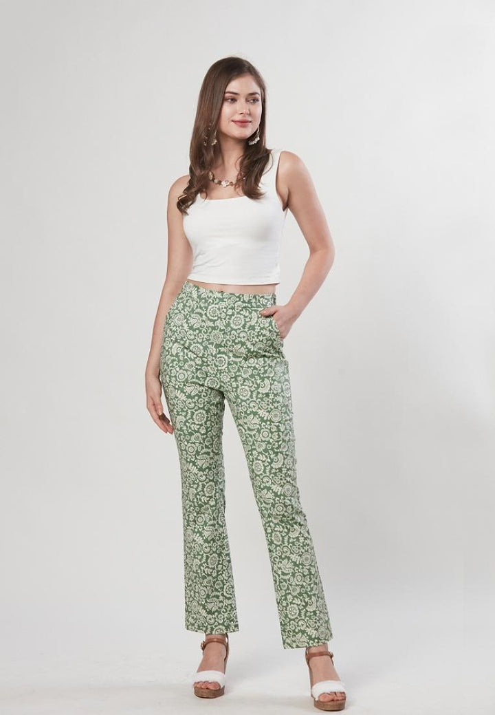 Celia - Fitted Pants Slightly Flared Hem