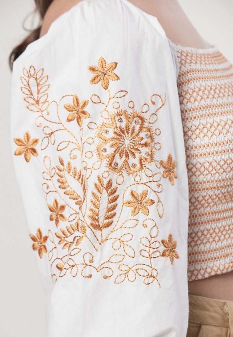 Chloe - Smocking Embroidery Blouse