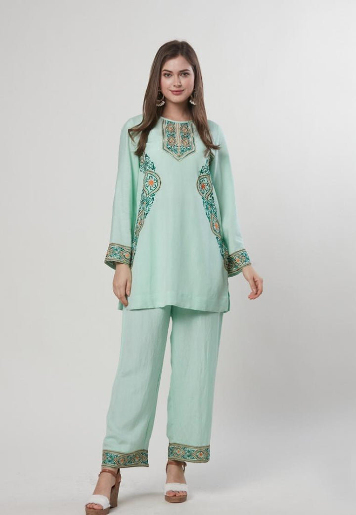 Alisha - Embroidered Linen Tunic