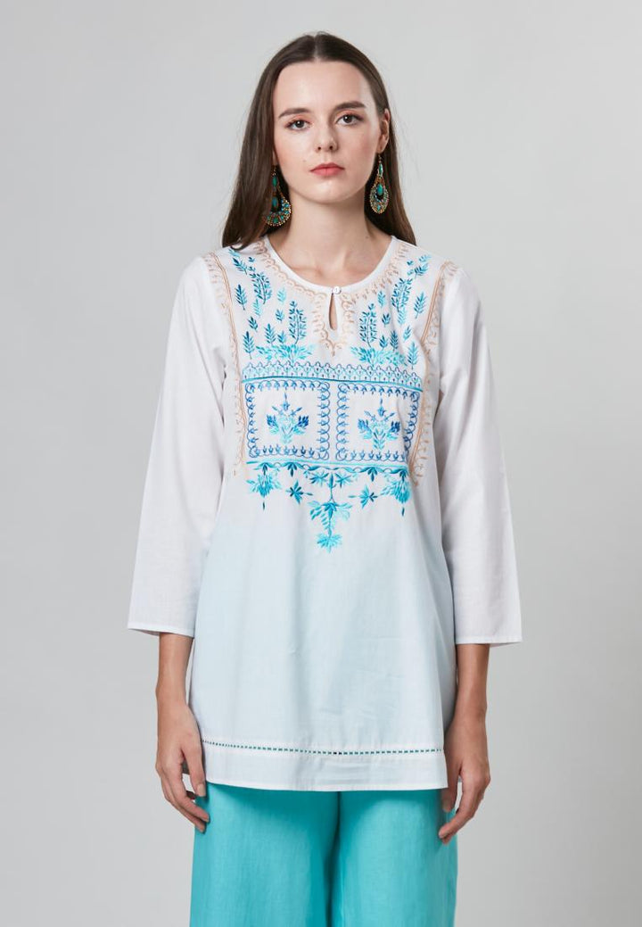 Kalla- Embroidered Long Sleeve Kurta